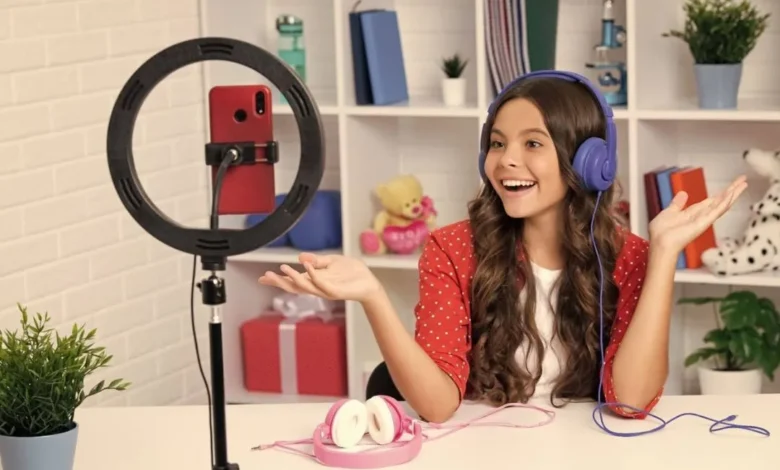 Why “Relatable” Creators Win Over “Perfect” Ones